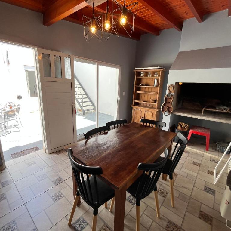 CASA CHOMULLCO, plena peatonal, entre 2da y 3ra bajada - Two-Bedroom House - 42