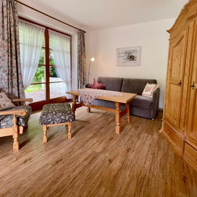 Erdgeschoss Wohnung Schnee - Sommer Bergbahn unlimited - Apartment mit Blick auf die Berge - 1