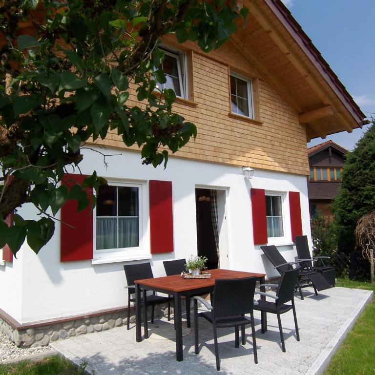 Chalet Flora - Sommer Hörnerbahnen kostenlos - Ferienhaus - 1