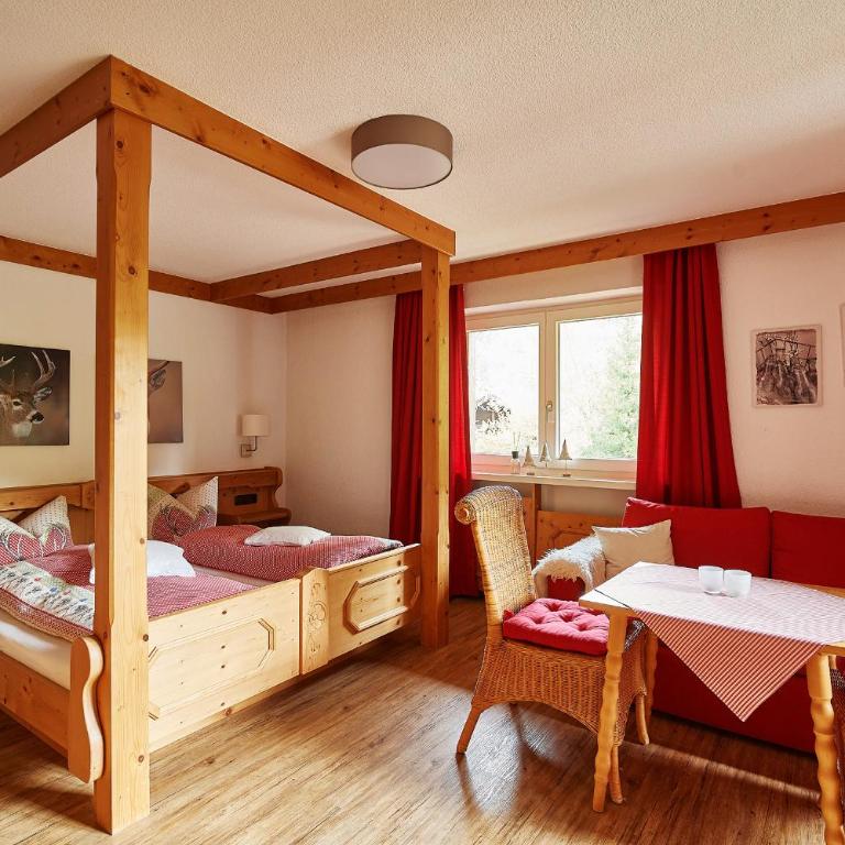 Apartment Goofy - Ihr Allgäu-Auszeit mit Hund - Apartment mit Balkon - 1