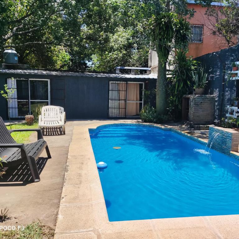 CASA CON PILETA Selecciona casa, Loft o pieza - Apartamento de 2 dormitorios - 1