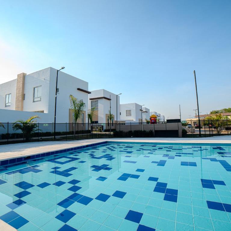 Espectacular Casa de Ensueño "Jacuzzi Privado" en Ricaurte - Peñalisa - Casa de 3 dormitorios - 4