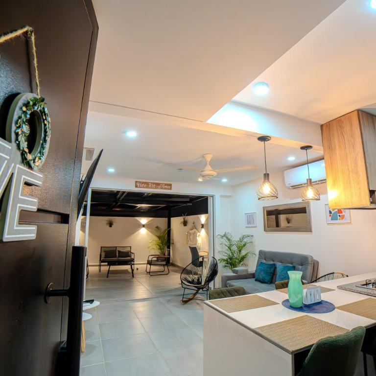 Espectacular Casa de Ensueño "Jacuzzi Privado" en Ricaurte - Peñalisa - Casa de 3 dormitorios - 12