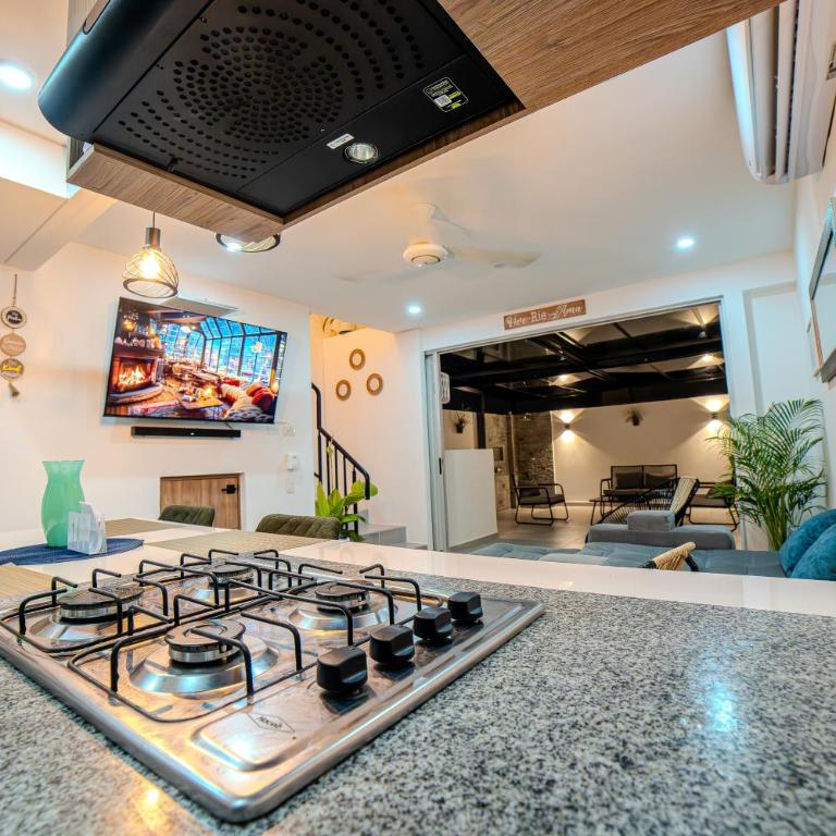 Espectacular Casa de Ensueño "Jacuzzi Privado" en Ricaurte - Peñalisa - Casa de 3 dormitorios - 19