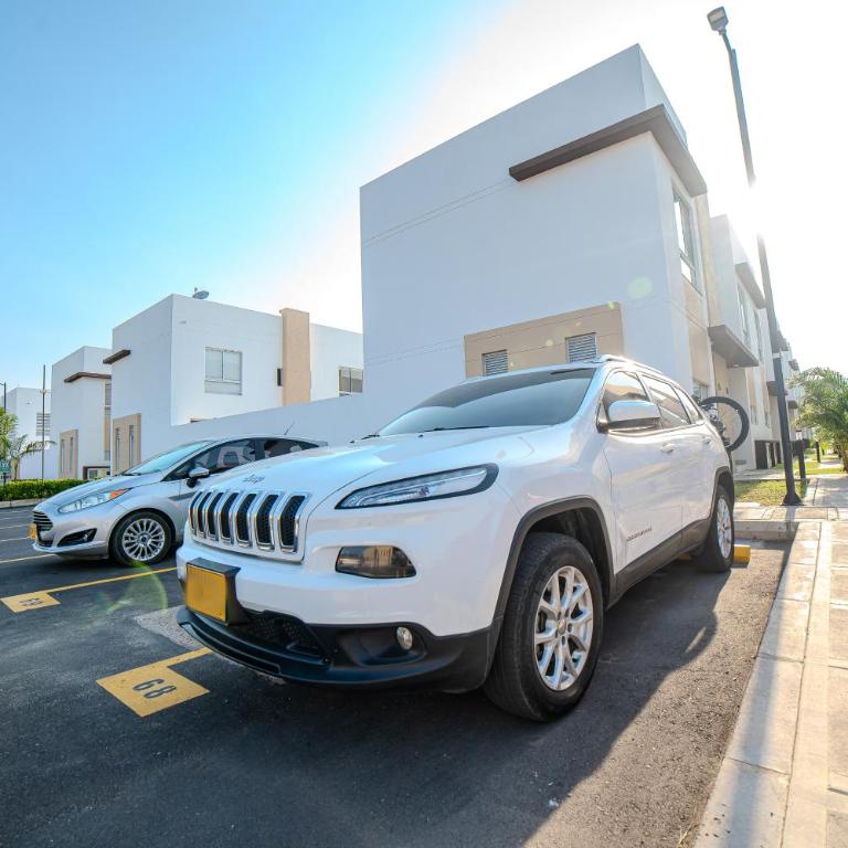 Espectacular Casa de Ensueño "Jacuzzi Privado" en Ricaurte - Peñalisa - Three-Bedroom House - 52