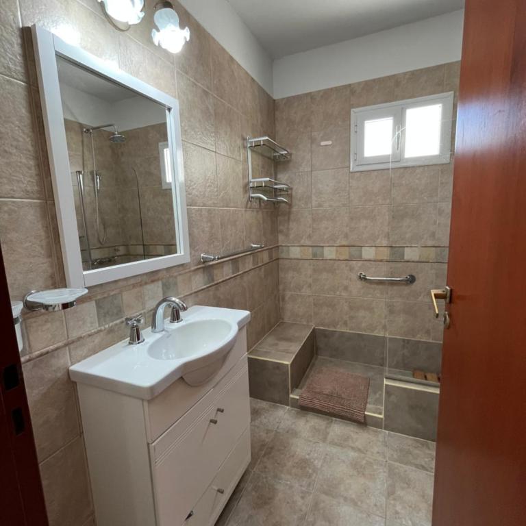CASA CHOMULLCO, plena peatonal, entre 2da y 3ra bajada - Two-Bedroom House - 14