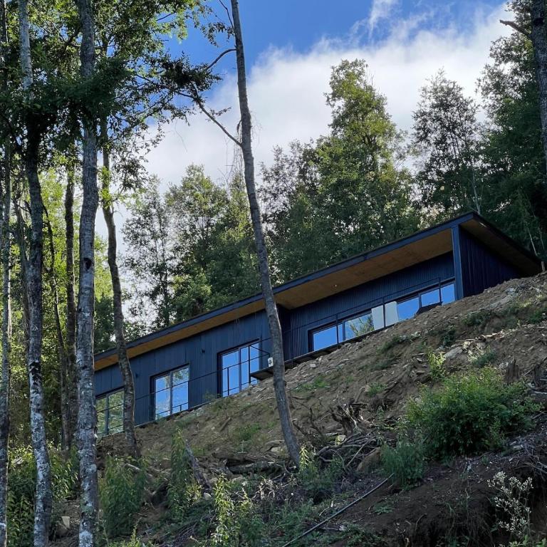 Increíble casa con vista al lago - Three-Bedroom Villa - 4