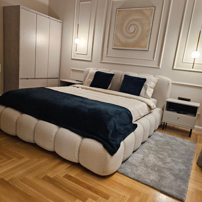 Grand Atelier Old Town Boutique Luxury - Two-Bedroom Deluxe Apartment with Balcony - 51