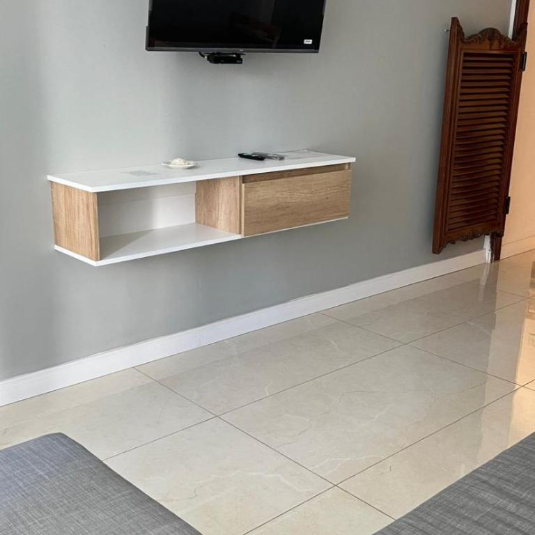 Depto luminoso Zona Plaza Colon - One-Bedroom Apartment - 9