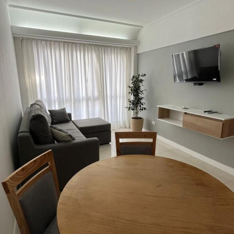 Depto luminoso Zona Plaza Colon - One-Bedroom Apartment - 4