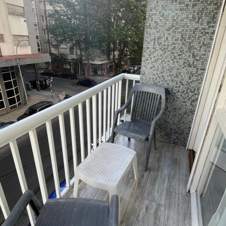 Depto luminoso Zona Plaza Colon - One-Bedroom Apartment - 6