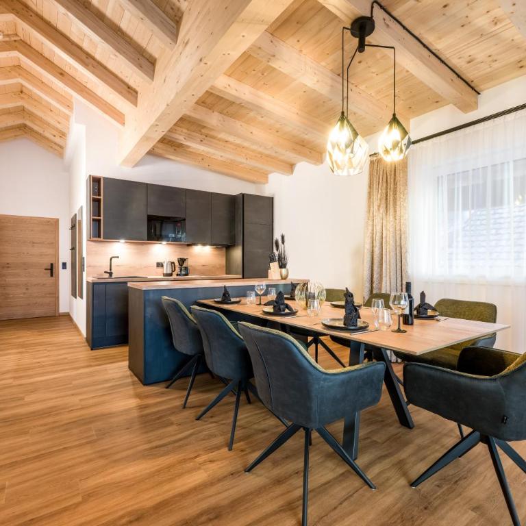 Appartementhotel Zugspitzhof - Chalet mit 3 Schlafzimmern - 1