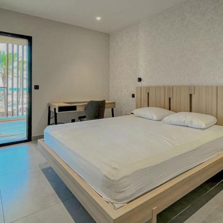 Appartement T4 moderne avec terrasse vue mer - Three-Bedroom Apartment with Marina View - 9