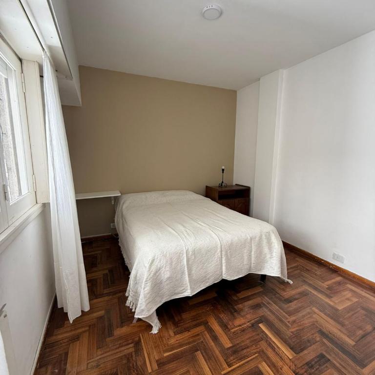 Depto 3 ambientes MdP - Two-Bedroom Apartment - 5