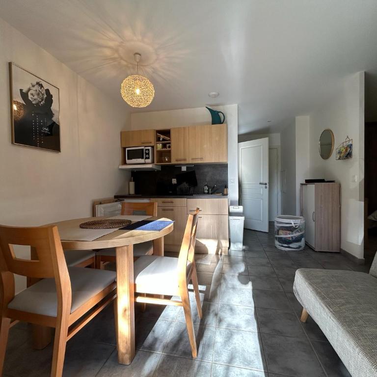 Appartement 2 pièces entre mer et esterel - Appartement 1 Chambre - 3