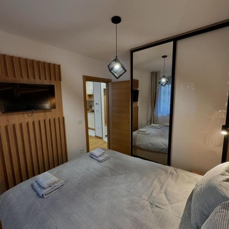 Central Rezidence 13 - One-Bedroom Apartment - 9