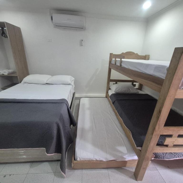 Hermoso apartamento loft en la ciudad amurallada de cartagena 2 - Family Room - 2