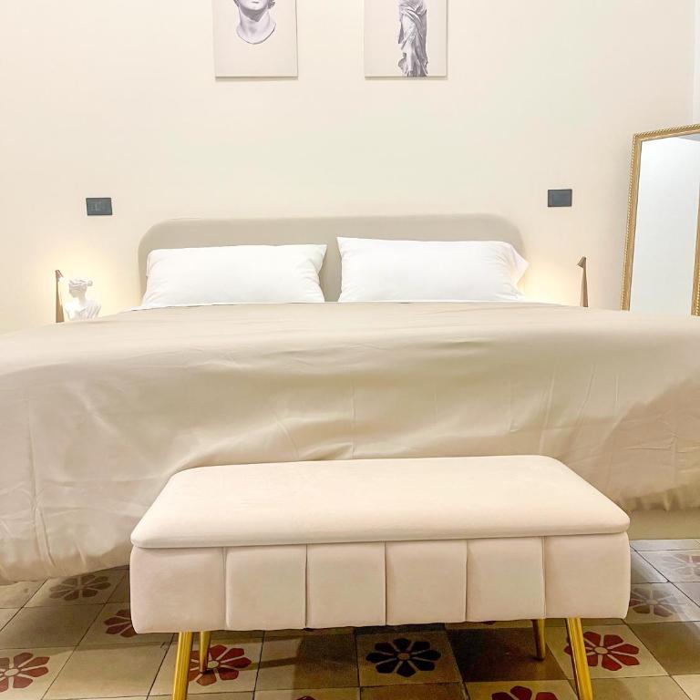 Flame B&B - Standard King Room - 15