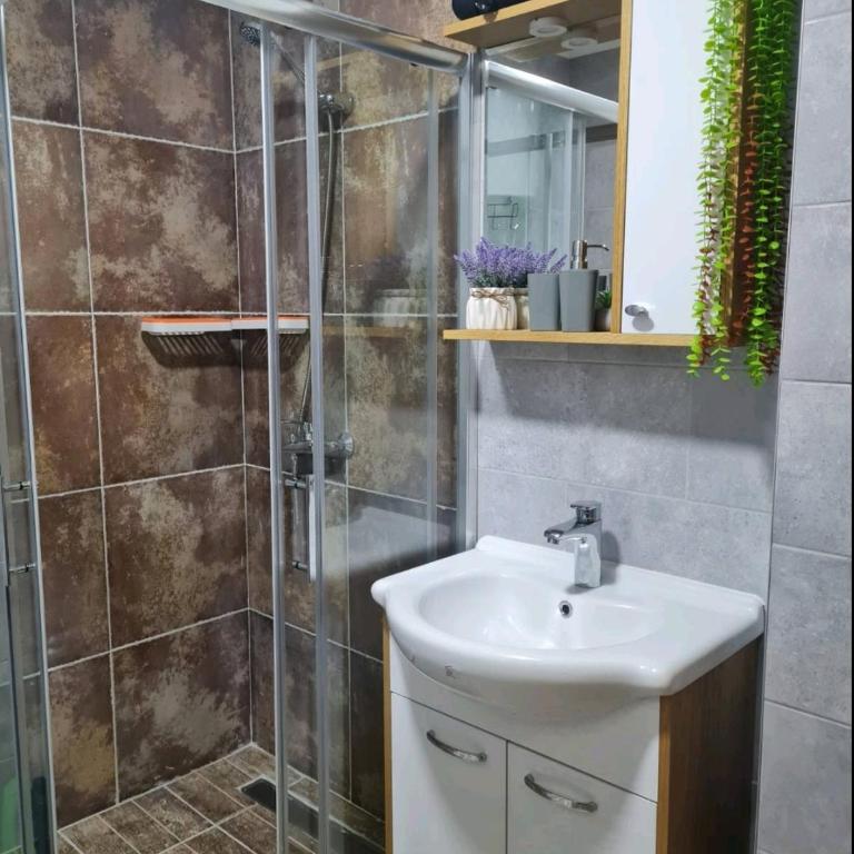Centar Gondola apartmani - One-Bedroom Apartment - 12