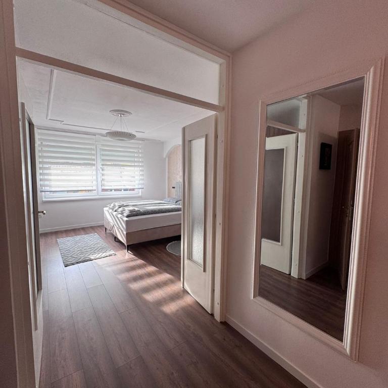 V Apartmani 2 - One-Bedroom Apartment - 8