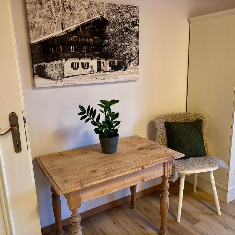 Landhaus Barbara - Two-Bedroom Apartment with Shower - 7