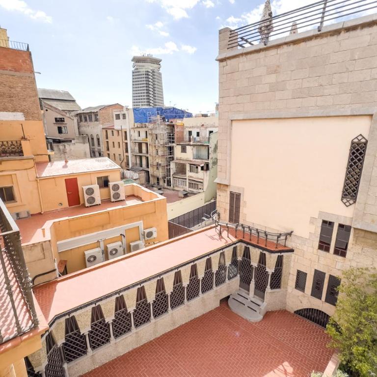 Habitación 6 con baño junto a Las Ramblas - Double Room with Balcony - 19