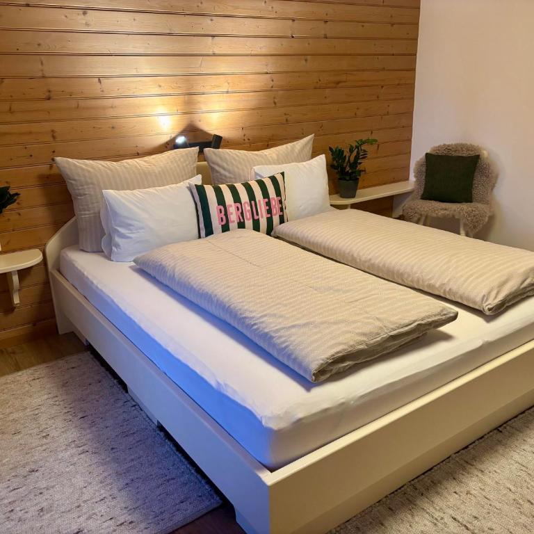 Landhaus Barbara - Two-Bedroom Apartment with Shower - 8
