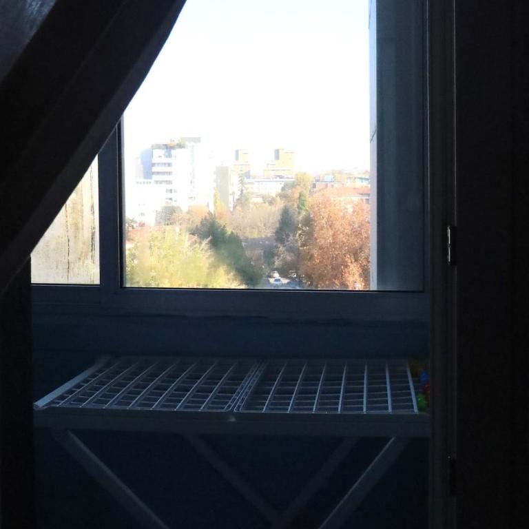 Loft Claretta - Modena City - Appartamento Deluxe con 2 Camere da Letto e Balcone - 16