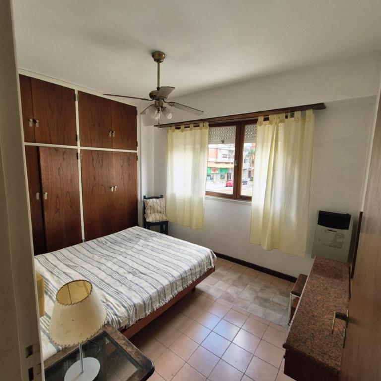 Depto 2 amb al frente La Perla Mar del Plata - Apartamento de 1 dormitorio - 15