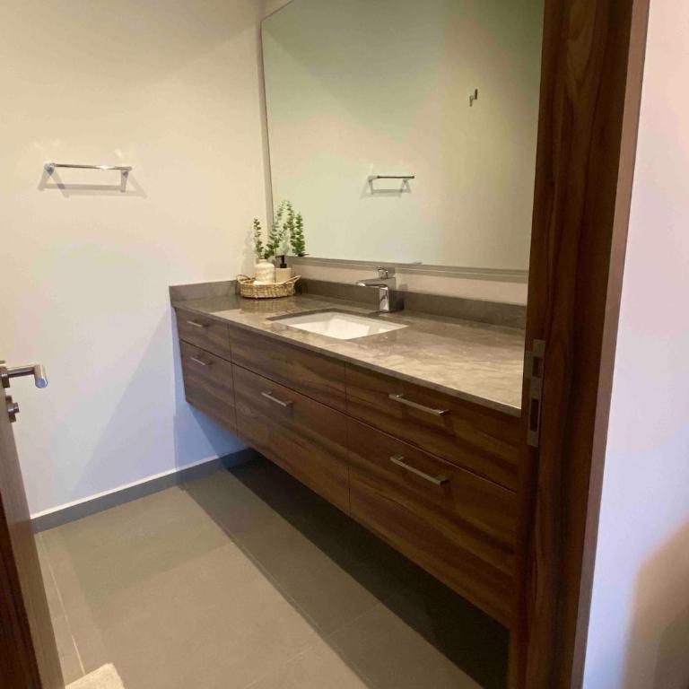 Beautiful new apartment near the EXPO-Central area - Apartamento de 2 dormitorios - 3