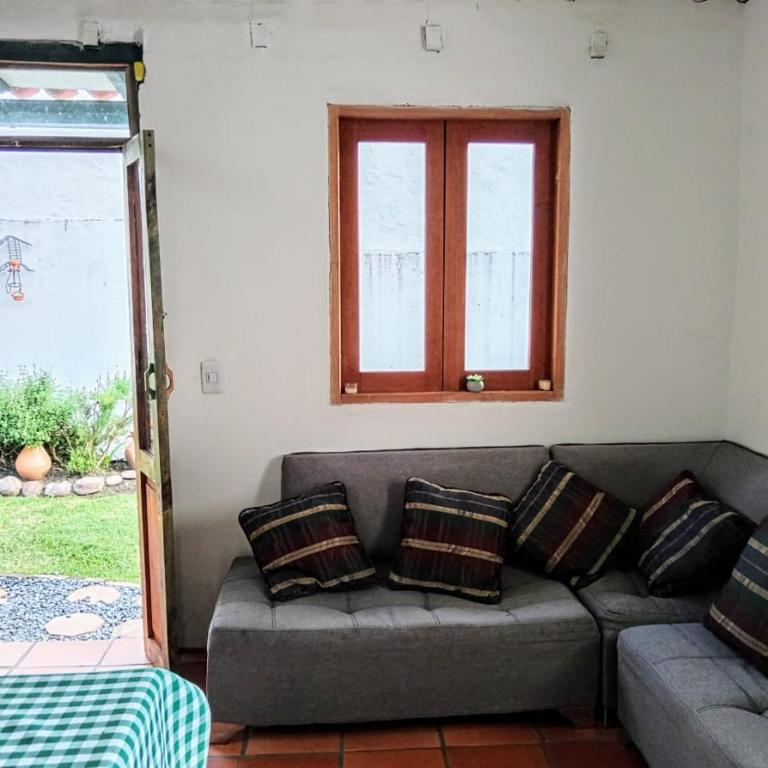 El granadillo - Three-Bedroom House - 14