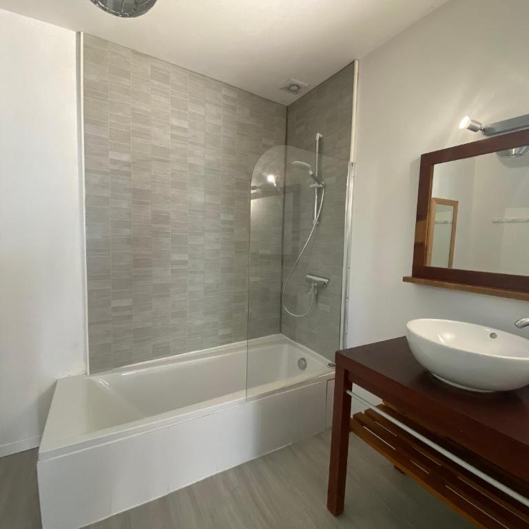Maison 4 chambres avec WIFI et animaux acceptés à 200m de la plage - FR-1-22-304 - Maison de Vacances (8 Adultes) - 12