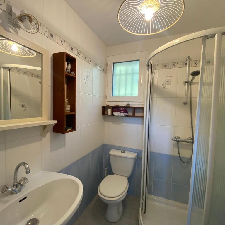 Maison 4 chambres avec WIFI et animaux acceptés à 200m de la plage - FR-1-22-304 - Maison de Vacances (8 Adultes) - 15