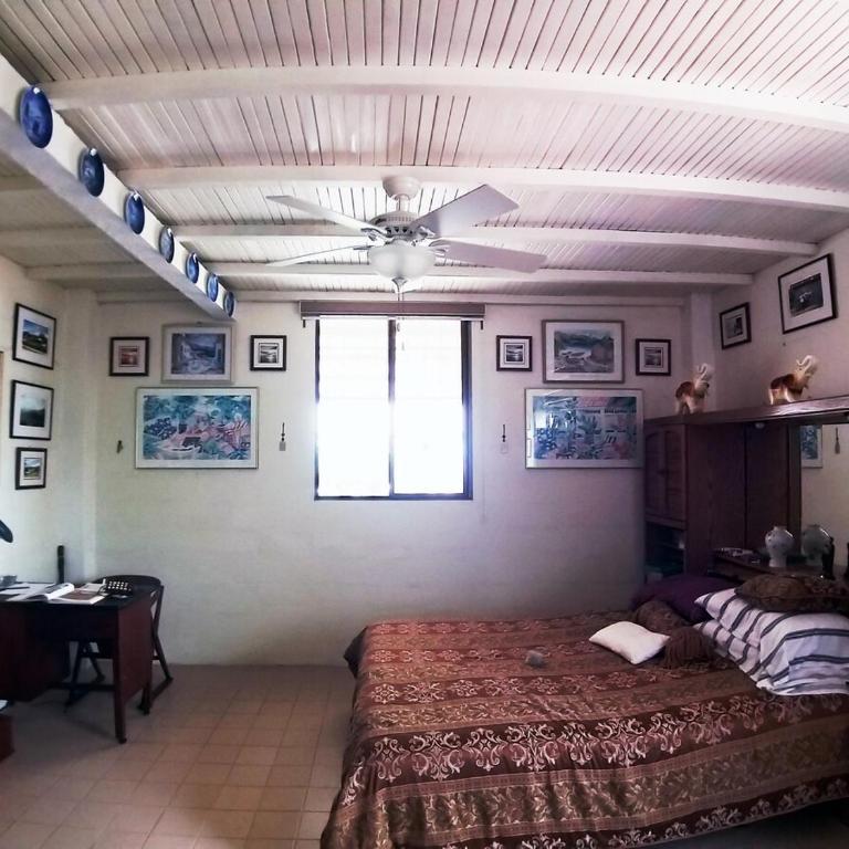 La Casa de la Colina - Three-Bedroom House - 32