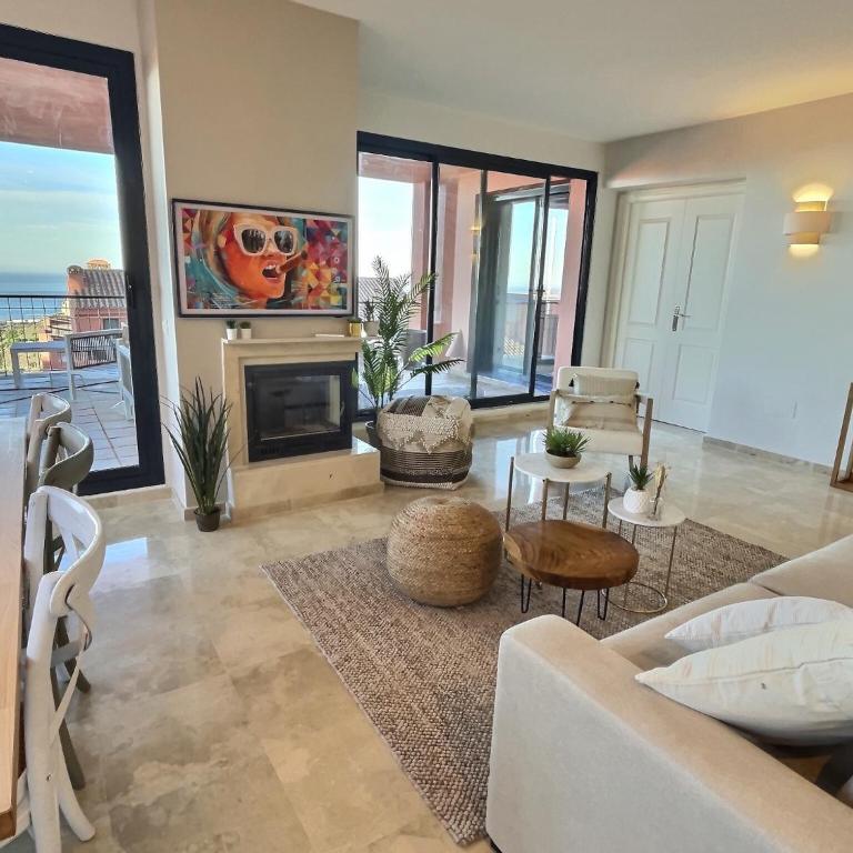 NEW LUXURIOUS APARTMENT + 2 BEDROOMS + SEA VIEW + POOL - Apartamento de 2 dormitorios con balcón y vistas al mar - 2