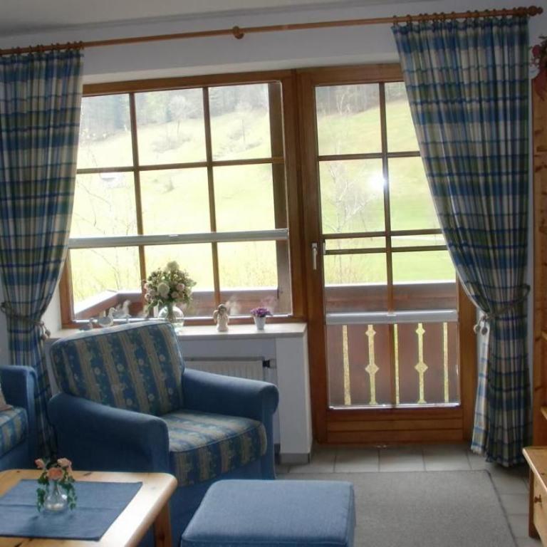 Ferienapartments Schneeheide im Allgäu - Apartment mit 1 Schlafzimmer und Balkon - 4