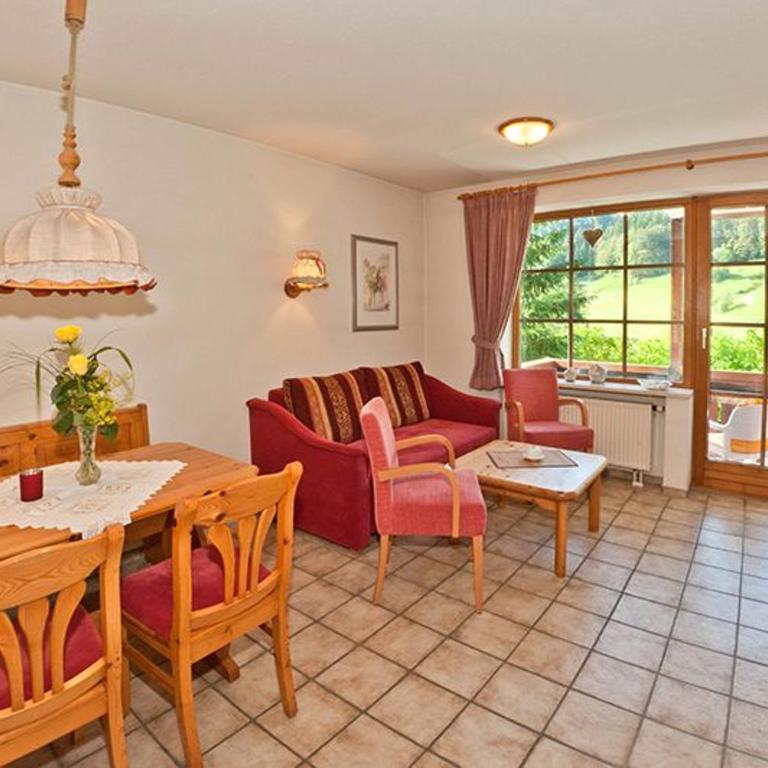 Ferienapartments Schneeheide im Allgäu - Apartment mit 1 Schlafzimmer und Balkon - 3