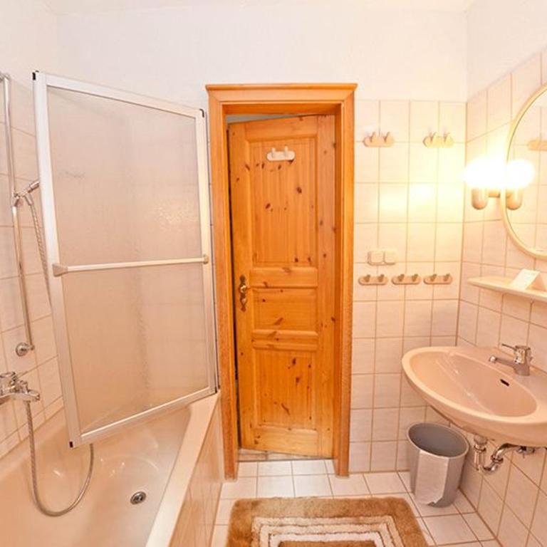 Ferienapartments Schneeheide im Allgäu - Apartment mit 1 Schlafzimmer und Balkon - 10