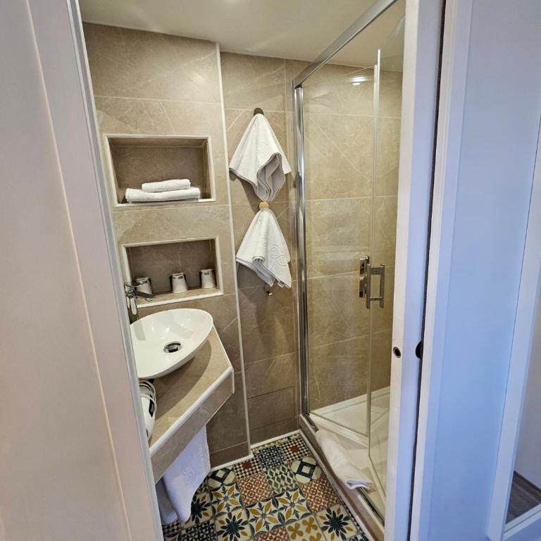 Hôtel François d'O - Chambre Triple avec Douche - 14