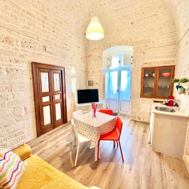 Trulli Phoenix Alberobello - Appartamento con 2 Camere da Letto e Vista Giardino - 4