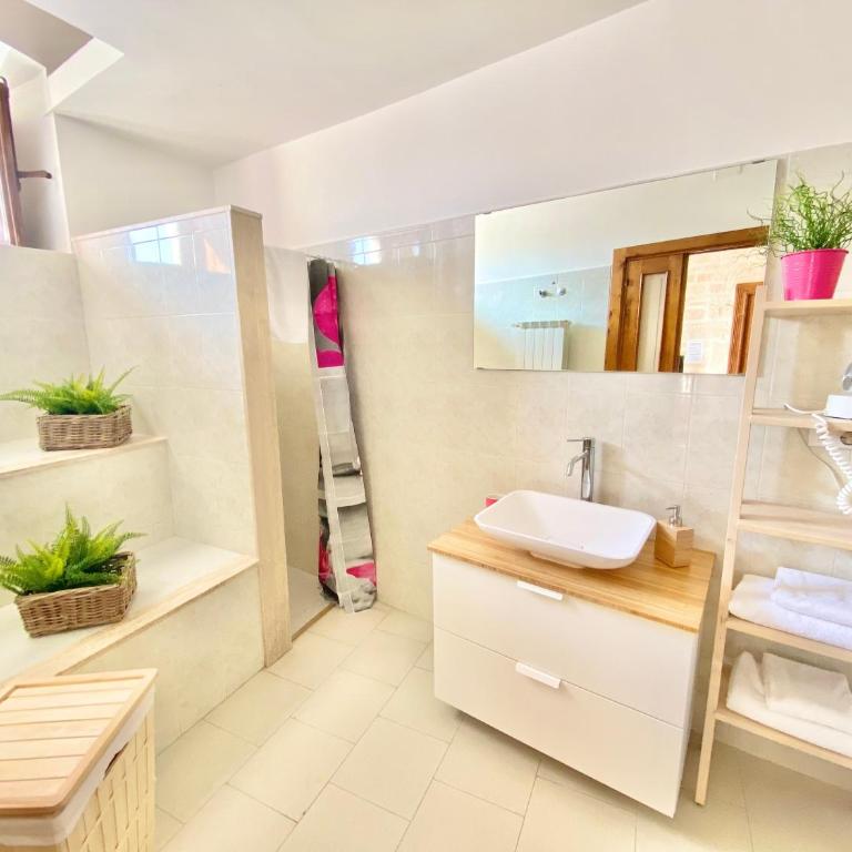 Trulli Phoenix Alberobello - Appartamento con 2 Camere da Letto e Vista Giardino - 11
