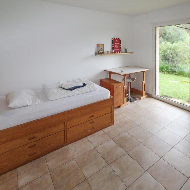 Awesome Home In Châteauneuf-Grasse - Maison de Vacances 5 Chambres - 13
