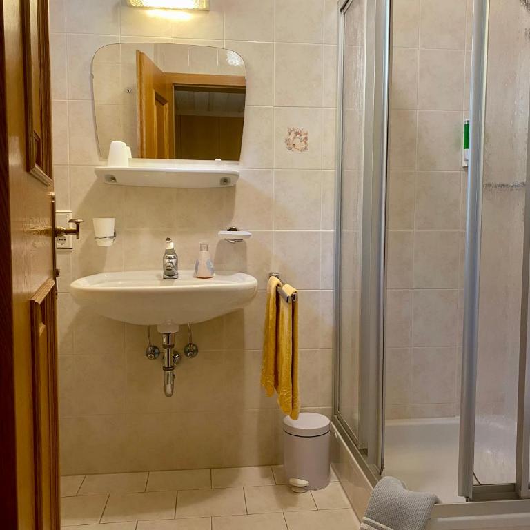 Naturhotel Haller - Economy Double Room - 4