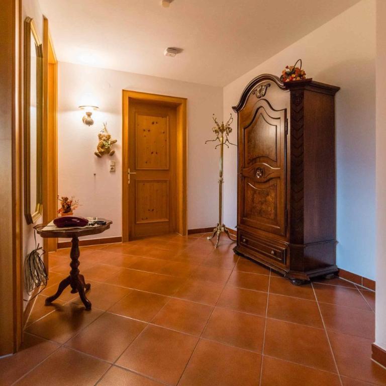 Gauahof - Apartment mit 1 Schlafzimmer und Dusche - 8