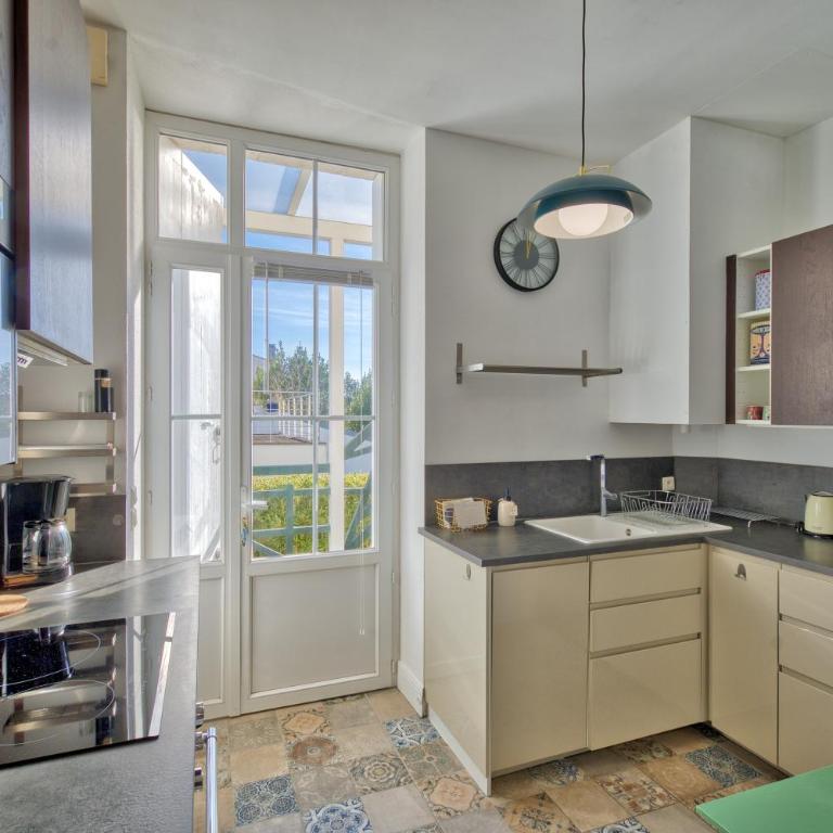 La Villa Louise - Centre de Royan proche plages - Two-Bedroom Apartment - 2