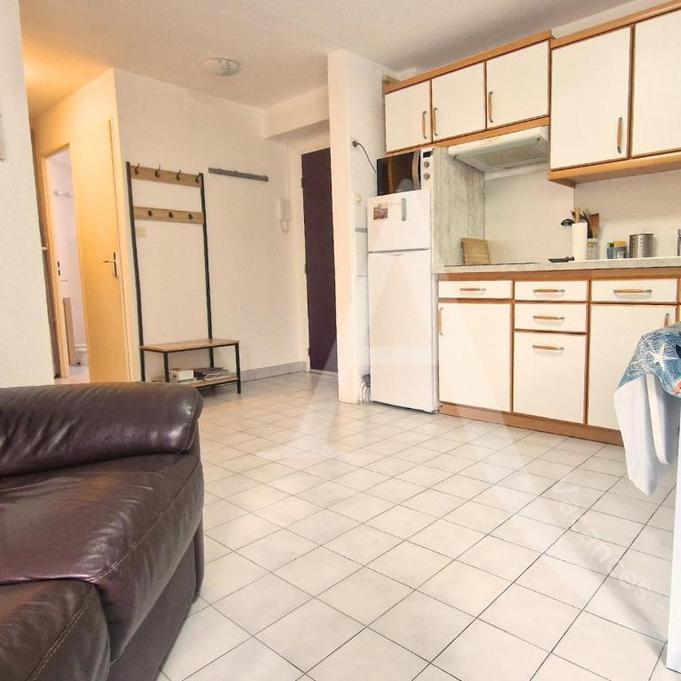 Quartier plage 1 chambre Parking Climatisation Internet - Apartment mit 1 Schlafzimmer - 4