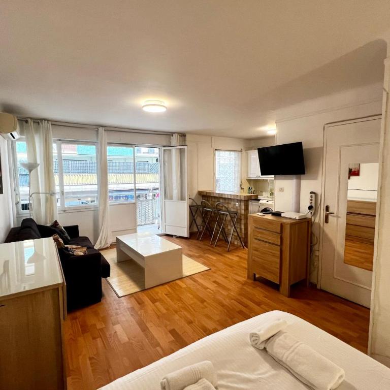 Studio Vidal in the city center of Cannes with AC - Apartment - 3