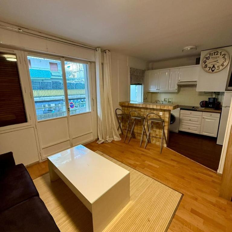 Studio Vidal in the city center of Cannes with AC - Apartment - 6