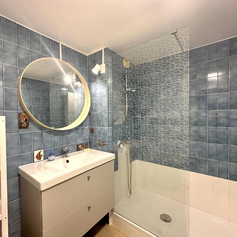 HYELAN - Appartement climatisé pour 6 personnes avec piscine sur le port d'Hyères - Apartment mit 2 Schlafzimmern - 15