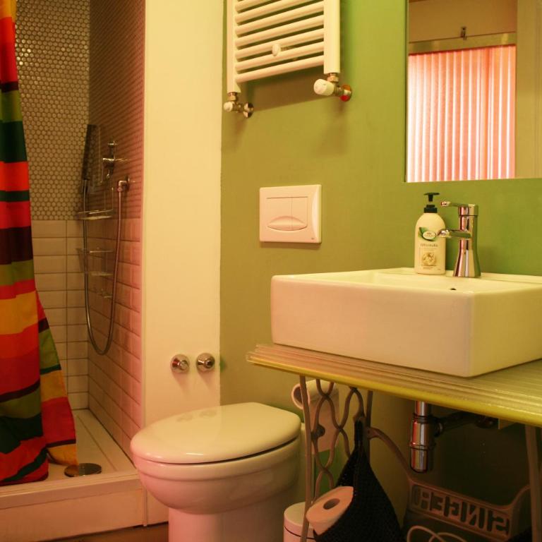 B&B Loft Padova - Camera Quadrupla con Bagno Privato - 6